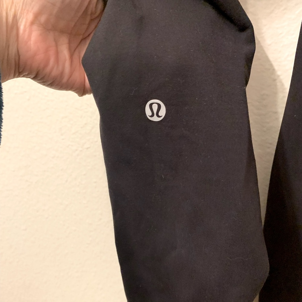 Lululemon wonder train contour